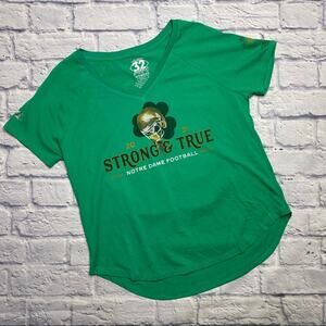 NEW Colosseum Notre Dame Vneck Tee in Green